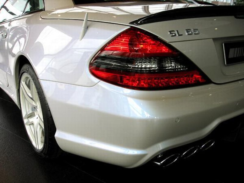 画像1: メルセデス◆ベンツ R230 SL用 AMGリアルカーボントランクスポイラー/リアウイング/カーボンウイング/カーボンエアロ/SL350/SL600/SL55/SL63/SL65/クロスカーボン (1)