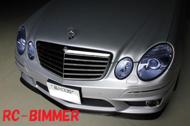 画像1: 人気商品◆メルセデス W211 E63AMGバンパー用フロントカーボンリップ◆タイプ２/カーボンスポイラー/アンダーリップ/エアロ/E350/E550/E280/クロスカーボン (1)