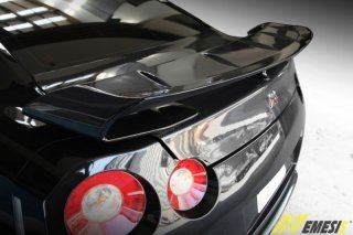 日産 純正 R35GT-R ドライカーボンディフィーザー  R33.R34ドライカーボン製の商品です