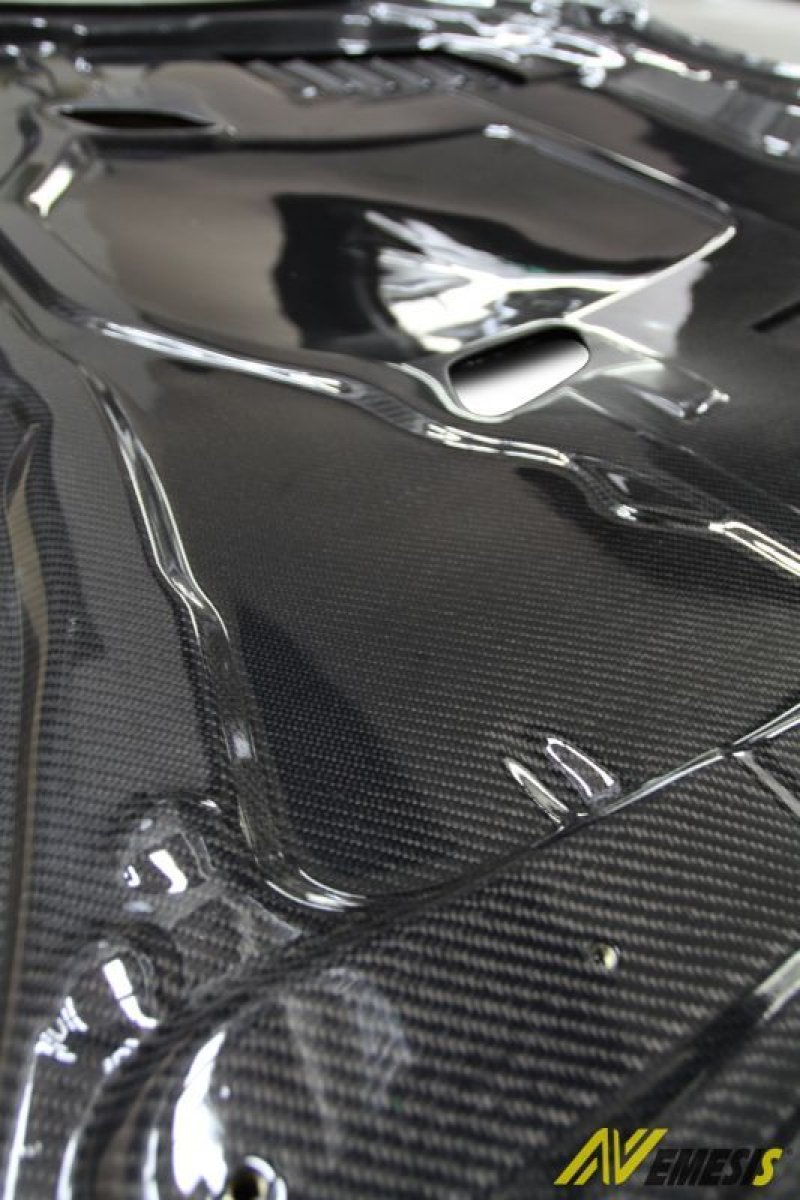 BMW E92 M3 カーボンボンネットダクト BMW E90 E92 E93 M3用 ダクト付き カーボン ボンネット 道路版