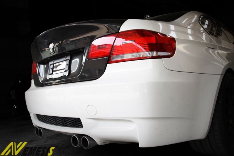 画像1: 送料無料/BMW E92/クーペ/M3用軽量カーボントランクグリット (1)