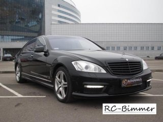 人気商品 純正同様PPウレタン製 ベンツW221 後期S65 AMG