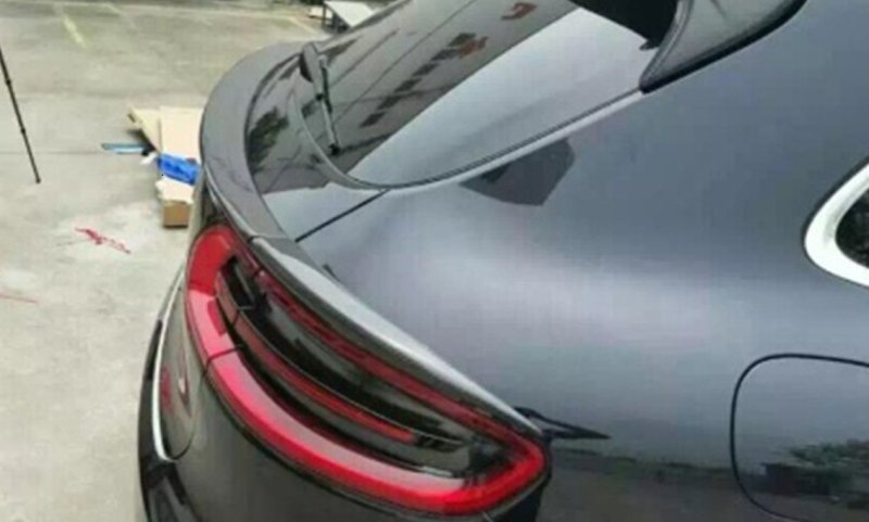 画像1: ◆ポルシェ マカン用リアルカーボン3ピースリアトランクスポイラー/本物カーボン/リアウイング/カーボンウイング/Macan/PORSCHE/綾織/ (1)
