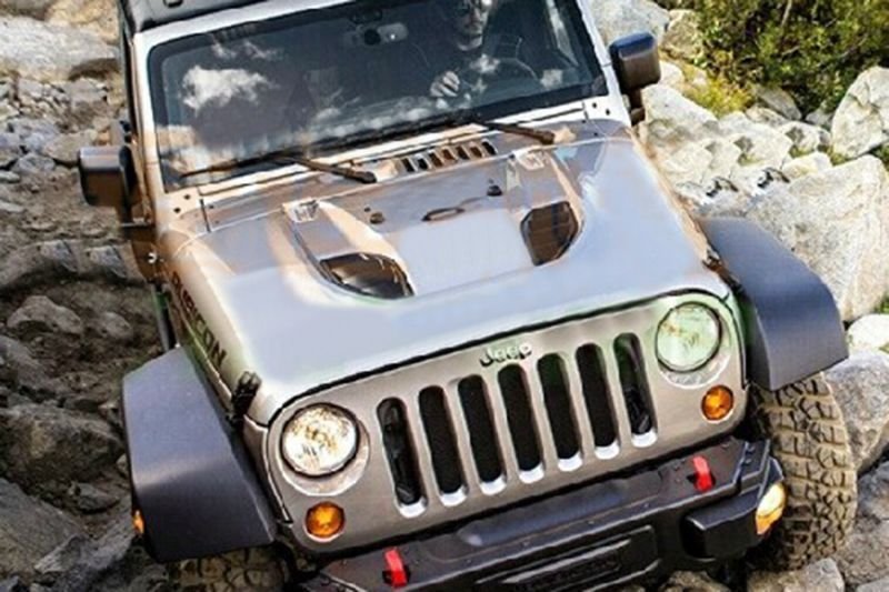 画像1: JEEP/ジープ2011-2015年 ランクラー用10周年アニバーサリー特別仕様エンジンフード/Wrangler/ (1)