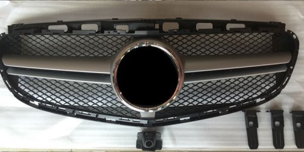 画像2: W212 2014後期Eクラス用スポーツタイプブラックラジエーターグリル (2)