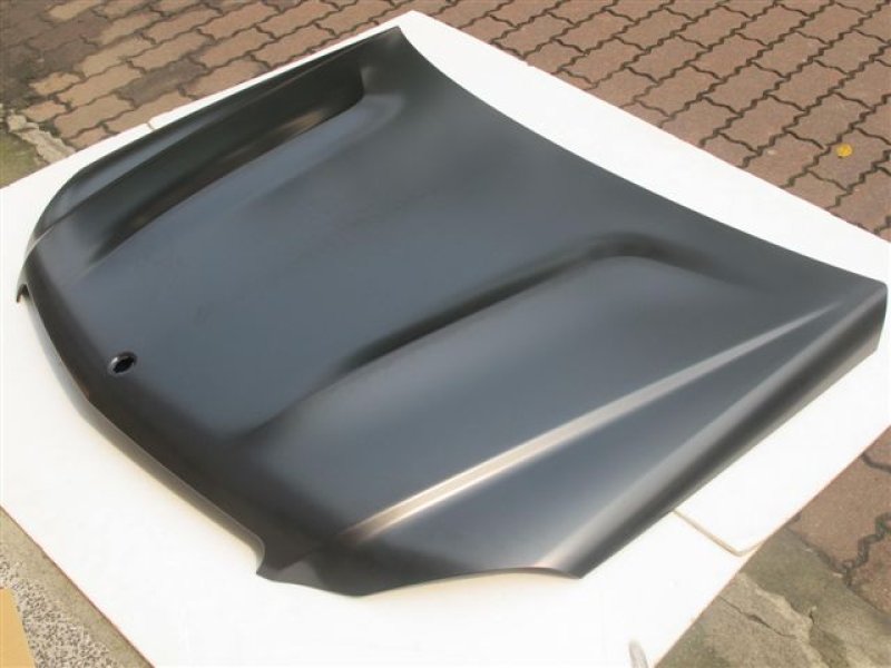 画像1: 送料無料◆W204 後期Cクラス用C63タイプスチールボンネット/C200/C250/C350/4D/5D (1)