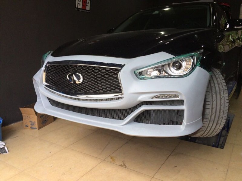 画像1: ニッサン/インフィニティ V37/Q50 スカイラインセダン用Eaurタイプフロントバンパー (1)
