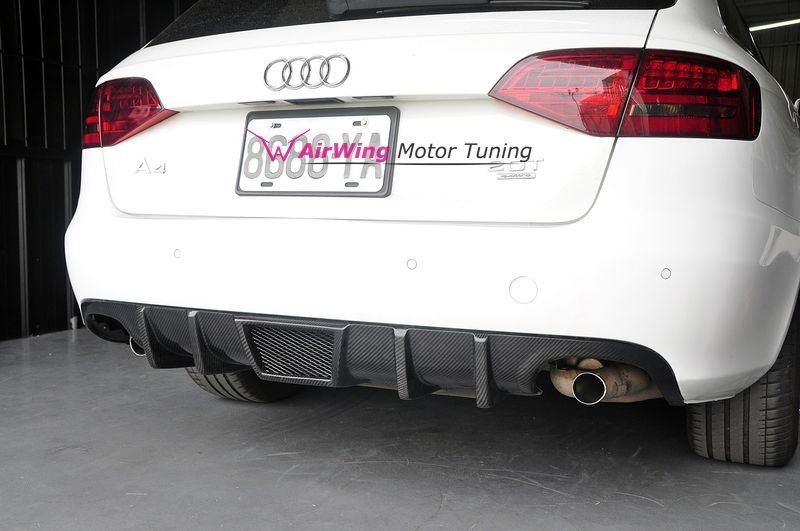 画像1: アウディAUDI B8 A4/S4用左右４本出DTMタイプリアカーボンディフューザー (1)
