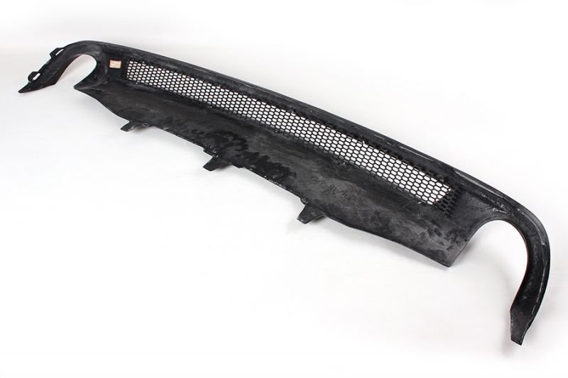 画像7: ◆アウディC7 A6セダン ノーマル用 S-LINEタイプ ダクト付 カーボンディフューザー/メッシュ/ディフェーザー/リアアンダースポイラー (7)