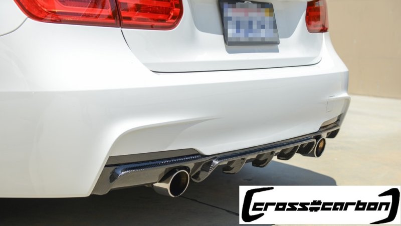 画像1: ◆BMW F30/F31 3シリーズ Mスポーツ335i用 Mパフォーマンスカーボンディフューザー/左右2本出/綾織/クロスカーボン/セダン/ツーリング/エアロ/BMW PERFORMNCE (1)