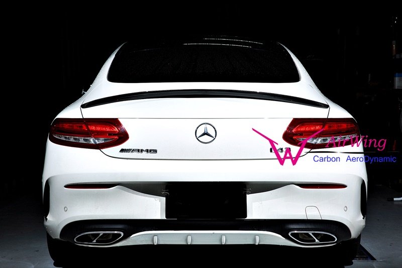 画像1: ◆メルセデス・ベンツ W205/C205 Cクラスクーペ用 63AMGタイプ カーボントランクスポイラー/リアウイング/リアスポイラー/綾織/ドライカーボン/C200/C300/C43/C63AMG/ (1)