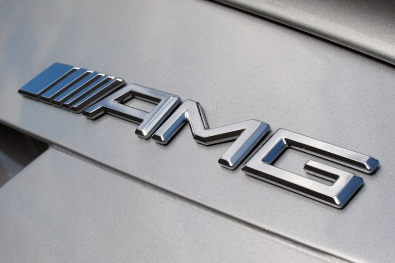 画像1: AMG 2015〜新型クロームリアエンブレム/トランクエンブレム/メルセデスベンツ/W205/C205/X205/W212/W213/X213/W222/C222/W117/W176/E172/C292/X253 (1)