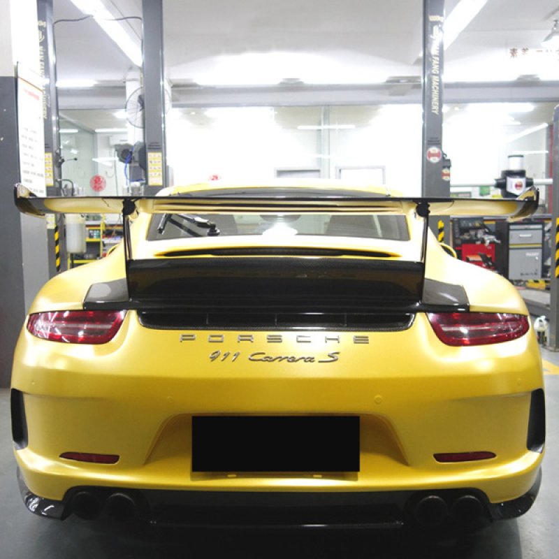 画像1: /ポルシェ 991カレラ用GT3RSタイプ4本マフラー対応リアバンパーセット/C2S/GTS/GT3/ハーフカーボン/FRP (1)