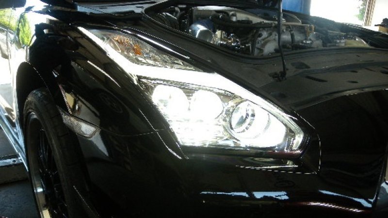 画像1: /予約販売 日産 R35GTR MY15 後期タイプイナズマLEDヘッドライトセット/日本国内仕様/右側走行仕様/RHD/希少商品/35R/GT-R/OEM (1)