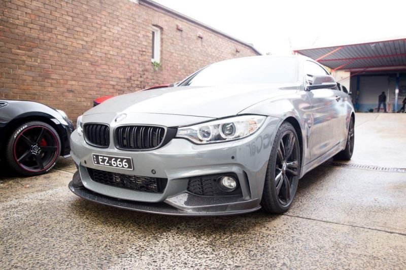 画像1: 人気商品◆BMW F32/F33/F36 4シリーズMスポーツ用パフォーマンスタイプカーボンバンパーリップ/カーボンスポイラー/カーボンリップ/本物カーボン/クロスカーボン/二面カーボン仕様 (1)