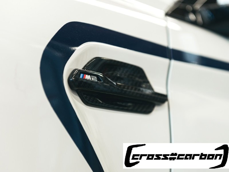 画像1: /BMW F87M2用サイドフェンダーカーボンパネルセット/カーボンガーニッシュ/カーボンエクステンション/クロスカーボン (1)