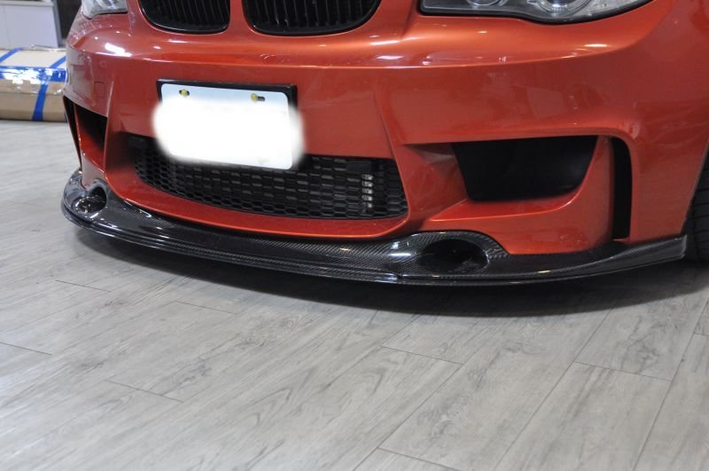 画像1: ◆BMW E82 1M用 3Dスタイル フロントカーボンスポイラー/リップスポイラー/バンパーリップ/本物綾織カーボン/1M/デザイン (1)