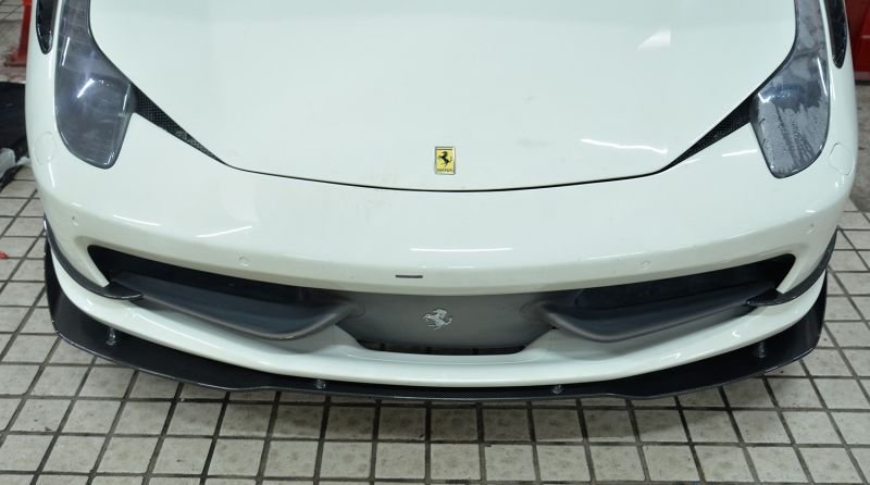 画像1: /フェラーリ 458イタリア クーペ/スパイダー用フロントカーボンスポイラー/カーボンリップ/バンパーリップ/本物カーボン/アンダースポイラー/ノビテック (1)