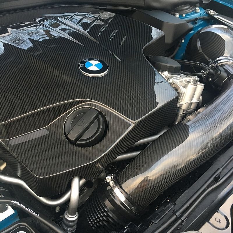画像1: ◆BMW F87M2用本物カーボン製カーボンエンジンカバー/綾織カーボン/交換式/クロスカーボン/イベンチュリー/F87/コンペティション (1)