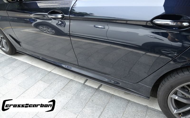 画像1: ◆BMW G30/G31 5シリーズセダン/ツーリング Mスポーツ用 Mパフォーマンスタイプサイドスカートセット/カーボンステップ/サイドステップ/人気商品 (1)