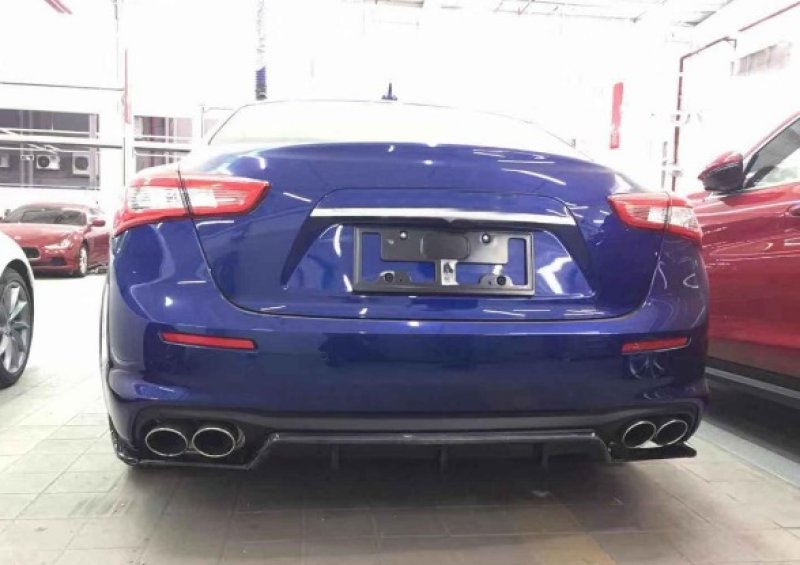 画像1: ◆マセラティ ギブリ Ghibli 後期用リアカーボンディフューザー/SQ4/S/MASERATI/カーボンパネル/アンダースポイラー/ディフェーザー/クロスカーボン (1)