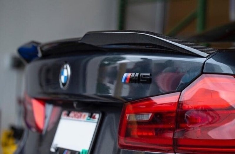 画像1: ◆BMW G30 5シリーズセダン / F90M5用 CSクラブスポーツTP カーボントランクスポイラー/カーボンウイング/真空製法/PERFORMANCE/520/523/530/540/550 (1)