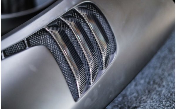 画像3: ◆後期対応 ポルシェ 991.2 GT3RSタイプスリット入りダクトフェンダーセット/GT3/PDK/PORSCHE/本物カーボン、FRPタイプ選択可能 (3)