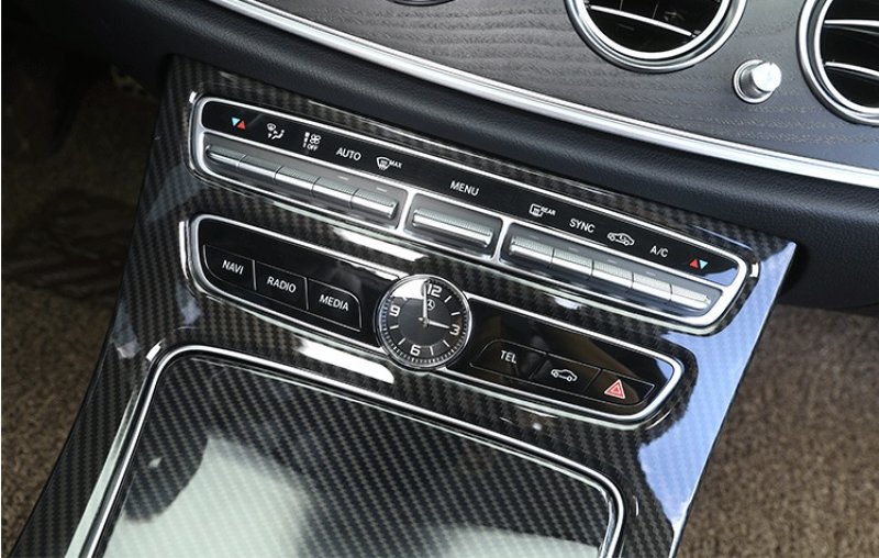 画像1: クロスカーボン◆ベンツ W213/S213/C238 〜19年前期Eクラスセダン/ワゴン/クーペ用カーボン製センターコンソールパネル/カーボンガーニッシュ/人気商品/綾織カーボン/E220/E300/E43/E50/E63 (1)