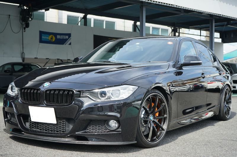画像1: 超お買い得◆BMW F30/F31 PPウレタン製 Mスポーツタイプフルエアロセット/フロントバンパー/リアバンパー/サイドステップ/ディフューザー (1)