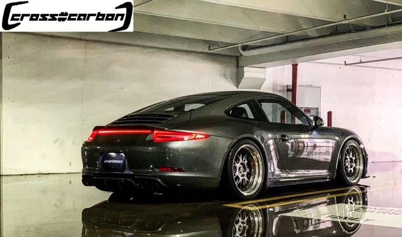 画像1: ◆ポルシェ 991カレラ用GT3タイプ リアカーボンディフューザー/純正バンパー対応/C2S/GTS/GT3/PORSCHE (1)