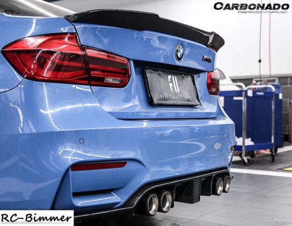 画像2: BMW F80M3 F82M4 F83M4カブ用KOHタイプLEDストップランプ付カーボンディフューザー/ディフェーザー/ブレーキランプ/Kohlenstof/エアロ (2)