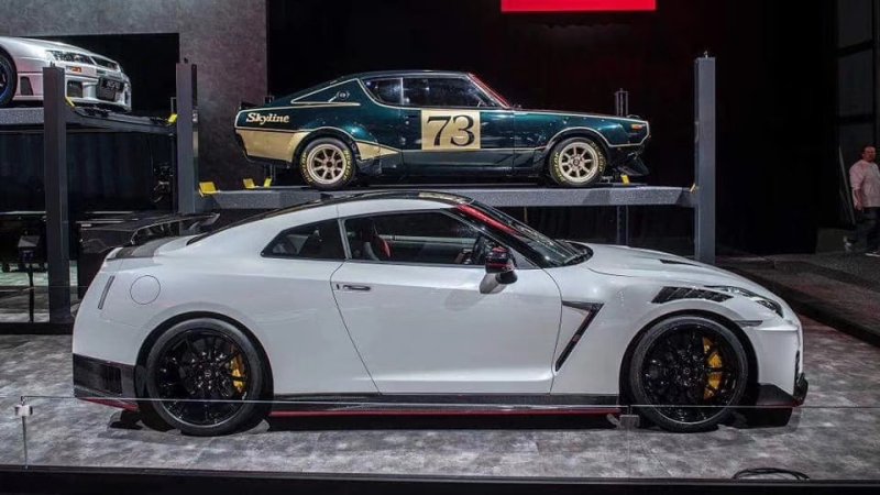 画像1: 2020 NISMO◆日産 R35GTR用 2020 NISMOタイプダクト入りカーボンフェンダーセット/ニスモ/ニッサン/NISSAN/GTR/ (1)
