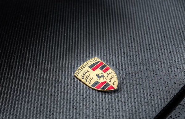 画像4: ◆ポルシェ991.1 GT2RSタイプカーボンボンネット エンジンフード カレラ 前期車両 RUF 本物カーボン 人気商品 (4)