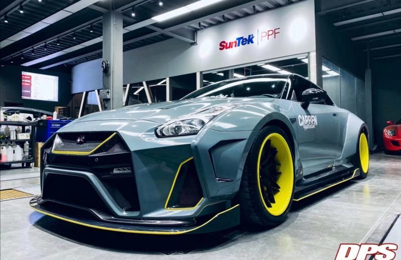 画像1: ◆ニッサン R35 GT-R用 LTカーボンワイドボディーセット/バンパー/ワイドフェンダー/ディフューザー/サイドステップ/ライフタイム/フェンダーキャップ/FRP/ばら売り可能/日産/NISSAN (1)