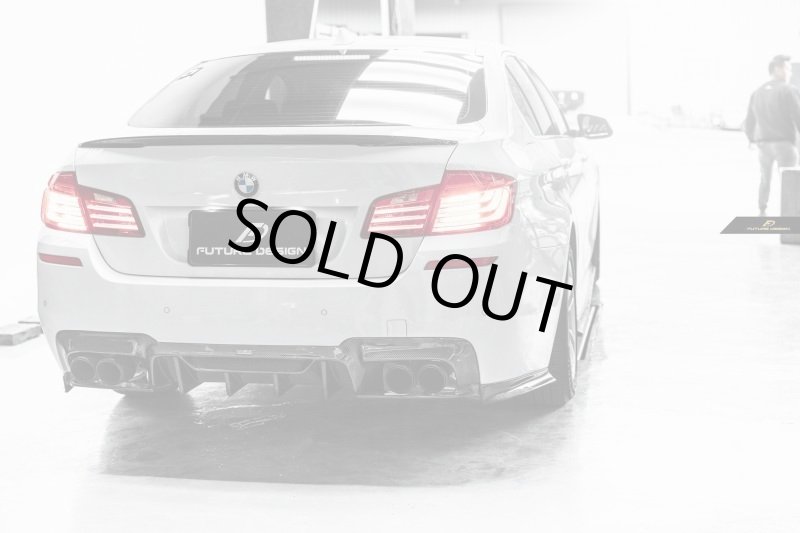 画像1: 人気◆BMW F10M5用 FDGT 4本マフラー対応 カーボンディフューザー/ディフェーザー/リアスプリッター/523/530/540/550/Mスポーツ/フューチャーデザイン/ドライカーボン (1)