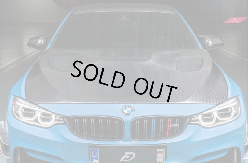 画像1: 人気◆BMW F80M3 F82M4 F83M4用 FDGTスタイルカーボンボンネット/エンジンフード/軽量化/M4DTM/フューチャーデザイン/ドライカーボン製法 (1)
