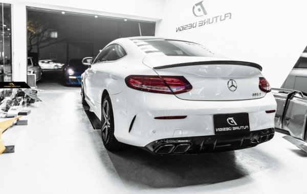 画像3: ◆ベンツ W205/C205 クーペ カブリオレ用 2019~C63AMG ED1タイプ 専用ディフューザー+スクエアテールパイプセット/マフラーカッター/テールガーニッシュ/AMGマフラー/純正同様素材/人気/C180/C200/C300/C43/ブラケット付 (3)