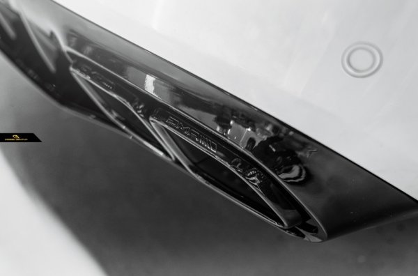 画像7: ◆ベンツ W205/C205 クーペ カブリオレ用 2019~C63AMG ED1タイプ 専用ディフューザー+スクエアテールパイプセット/マフラーカッター/テールガーニッシュ/AMGマフラー/純正同様素材/人気/C180/C200/C300/C43/ブラケット付 (7)