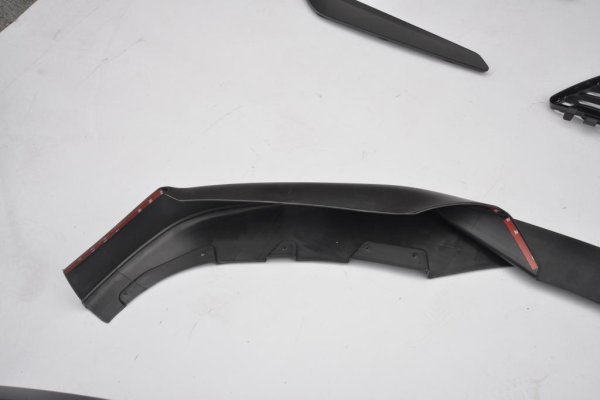画像7: BMW G30 523 530 540 545用 Mスポーツタイプフルエアロセット/ハイライン対応/バンパー/キドニーグリル/サイドステップ/小物一式/専用ディフューザー/パフォーマンスリップ (7)
