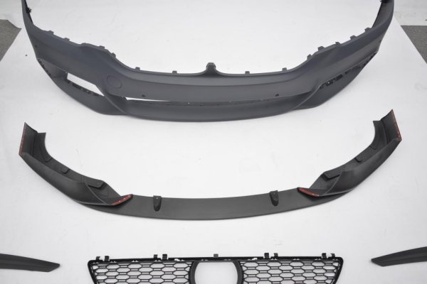 画像5: BMW G30 523 530 540 545用 Mスポーツタイプフルエアロセット/ハイライン対応/バンパー/キドニーグリル/サイドステップ/小物一式/専用ディフューザー/パフォーマンスリップ (5)