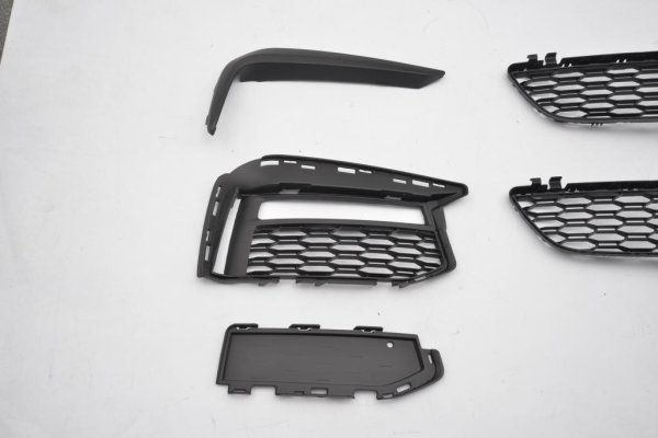 画像4: BMW G30 523 530 540 545用 Mスポーツタイプフルエアロセット/ハイライン対応/バンパー/キドニーグリル/サイドステップ/小物一式/専用ディフューザー/パフォーマンスリップ (4)