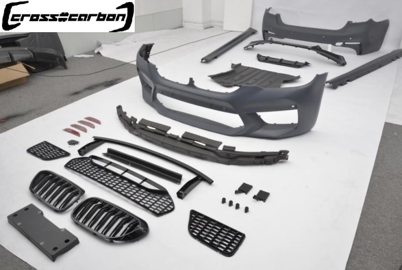 画像1: BMW G30 523 530 540 545用 F90M5タイプフルエアロセット/Ｍスポーツ対応/バンパー/キドニーグリル/サイドステップ/小物一式/専用ディフューザー/M5ルック (1)