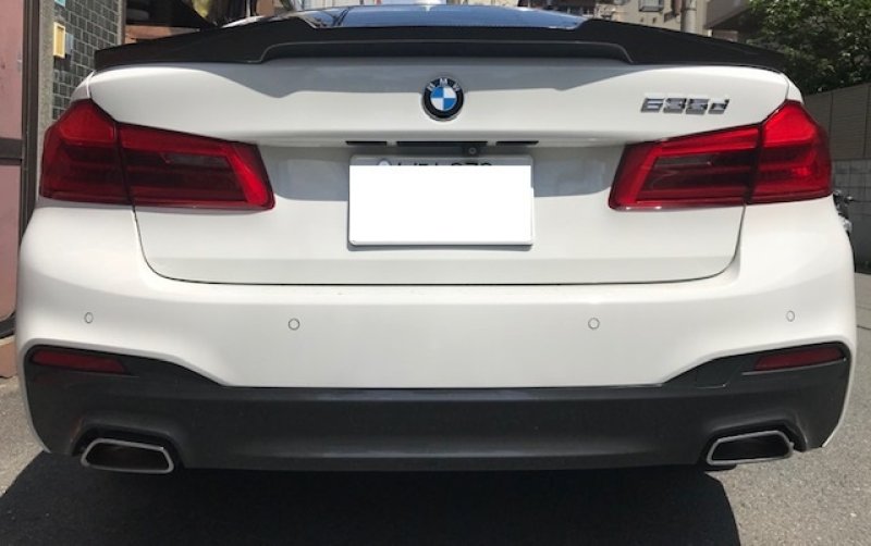 画像2: ◆BMW G30 セダン / F90M5用 Mパフォーマンスタイプカーボントランクスポイラー/リアウイング/リアスポイラー/パフォーマンス/520/533/530/540/550/M5/クラブスポーツ (2)