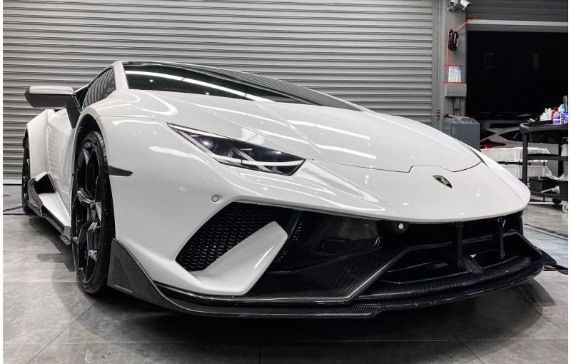 画像1: ◆ランボルギーニ Huracanウラカン LP610-4用 BKSS ハーフカーボンフロントバンパー/オプションカーボンリップ選択可能/フロントスポイラー/フロントリップ/LP580 (1)