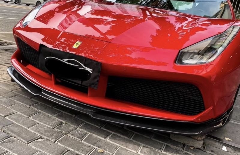 画像1: ドライカーボン◆フェラーリ 488 GTB/GTS スパイダー用 エアロダイナミックスキットドライカーボン製法フロントスポイラー/カーボンリップ/カーボンスポイラー/人気商品//マン ソリー/互換タイプ/AERODYNAMICS (1)