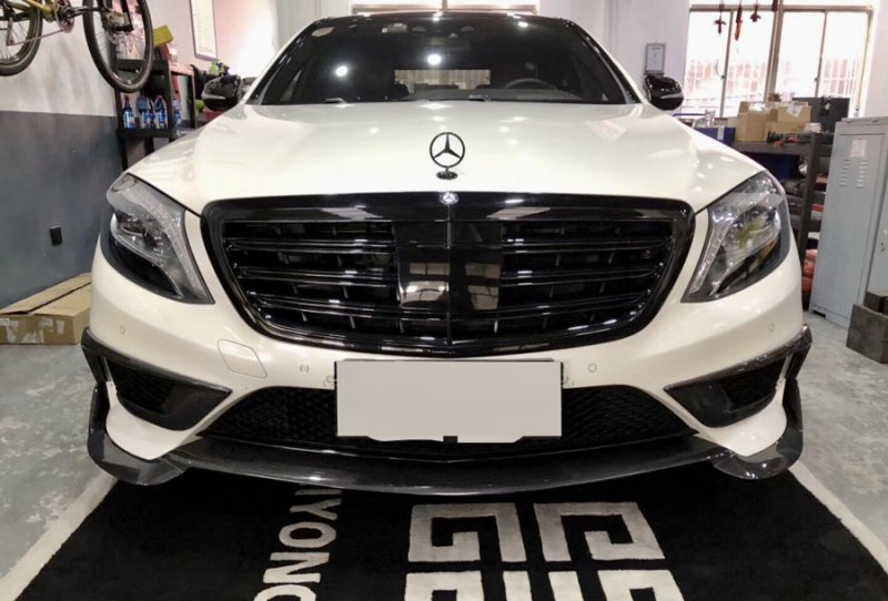 画像1: ◆メルセデス・ベンツ W222 Sクラスセダン前期 S63/S65AMG用 BRABUタイプフロントカーボンスポイラー/リップスポイラー/ブラバス/人気商品/カナード/エアヴェント/フェンダーヴェント (1)
