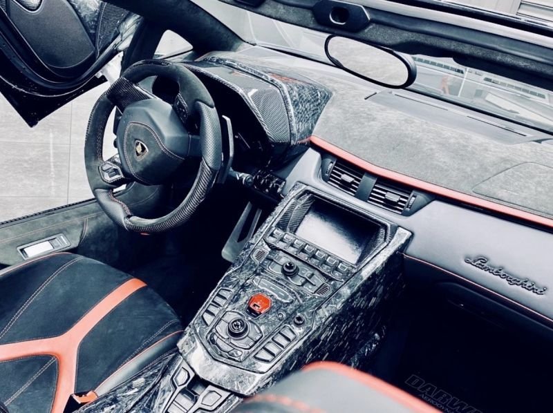 画像1: ◆ランボルギーニ アヴェンタドール LP700/ LP720/ LP750 SVJ-Ex フルカーボンインテリア/鍛造カーボン ドライカーボン /スーパーヴェローチェ・イオタ/ SV/ (1)