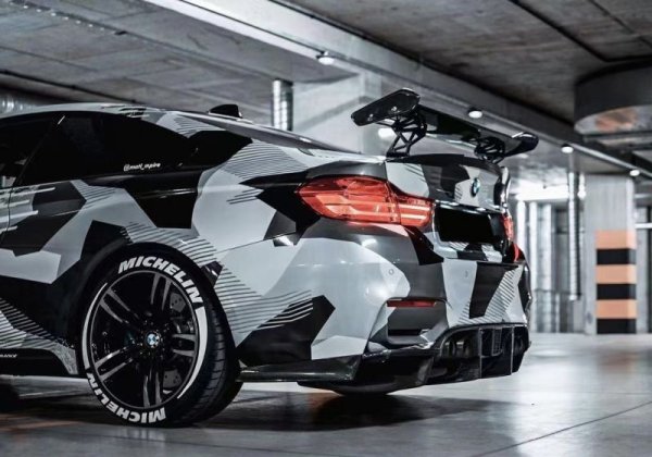 画像11: BMW F80M3 F82M4 F83M4カブ用KOHタイプLEDストップランプ付カーボンディフューザー/ディフェーザー/ブレーキランプ/Kohlenstof/エアロ (11)