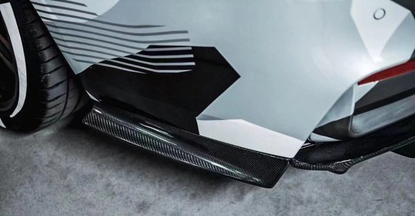 画像13: BMW F80M3 F82M4 F83M4カブ用KOHタイプLEDストップランプ付カーボンディフューザー/ディフェーザー/ブレーキランプ/Kohlenstof/エアロ (13)