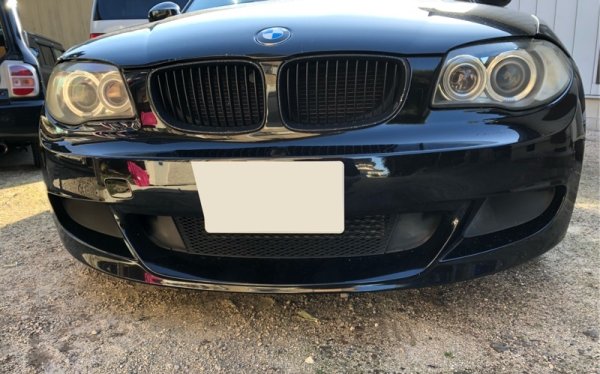 画像2: 人気◆BMW E87 後期LCI用ブラックキドニーグリル◆120/130/118/135/1シリーズ/クロスカーボン/センターグリル/ブラックグリル/ (2)